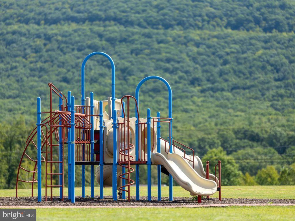 EAGLE ROCK RESORT - Land