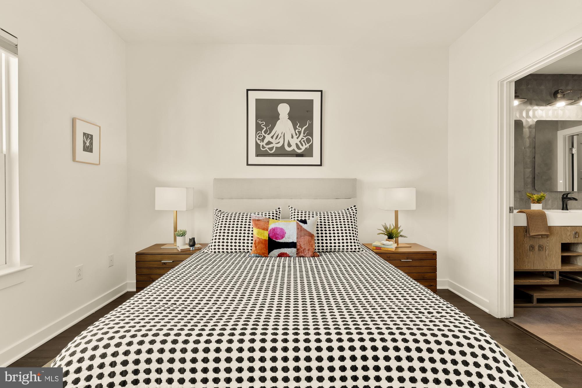 HYATTSVILLE - Residential