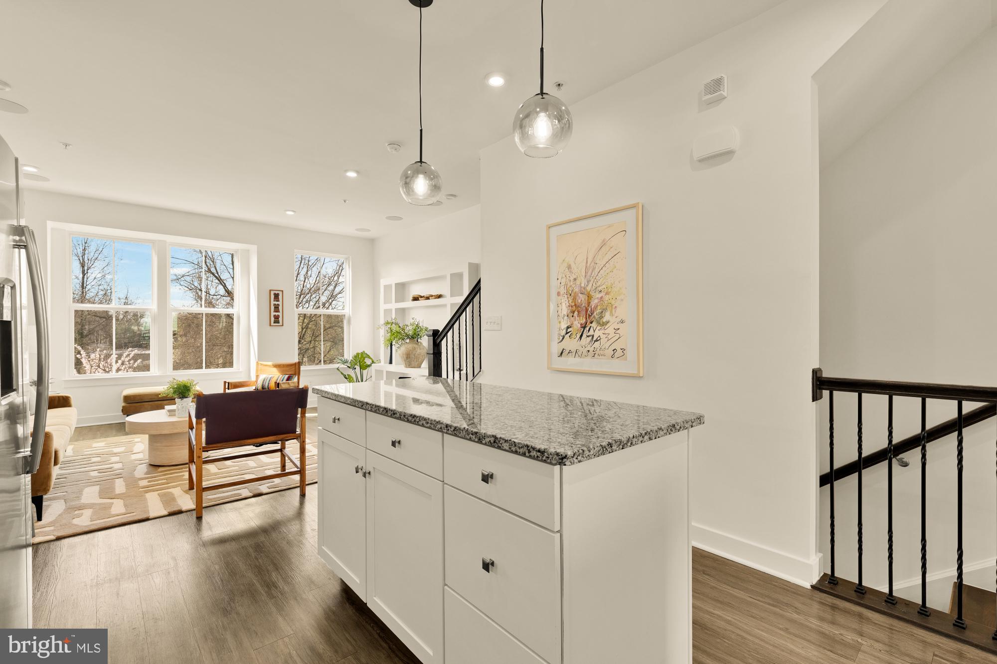 HYATTSVILLE - Residential