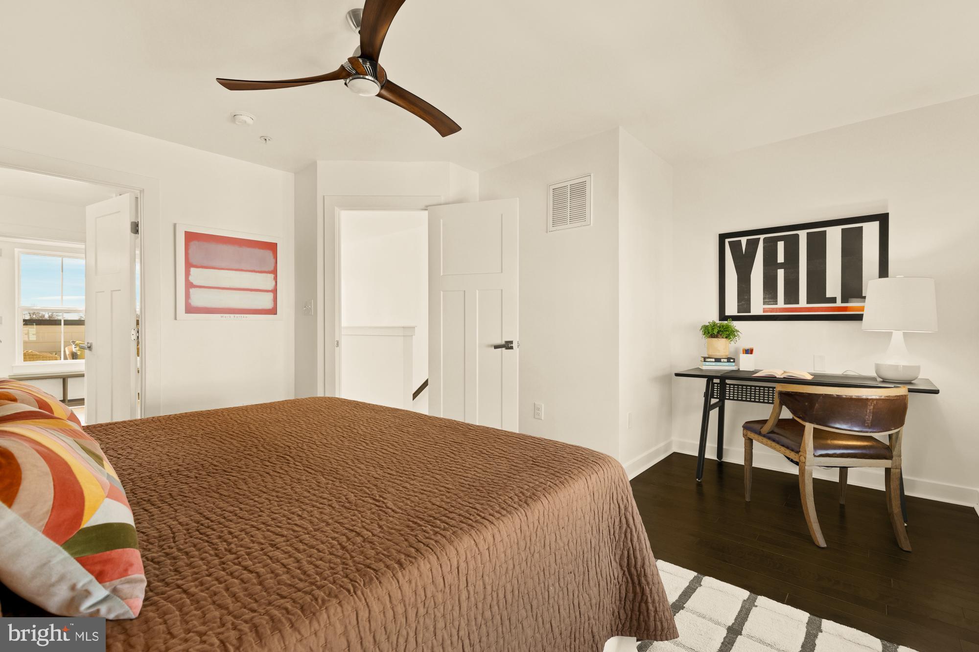 HYATTSVILLE - Residential