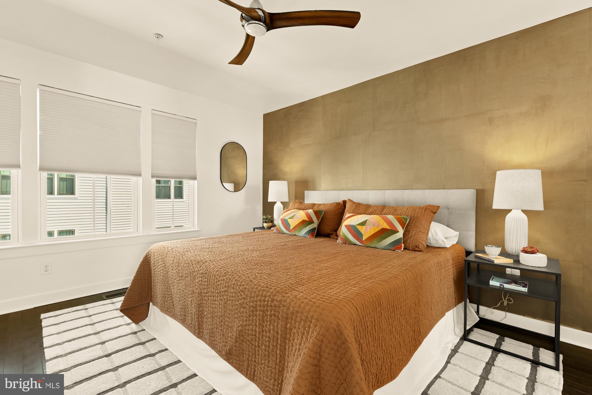 HYATTSVILLE - Residential