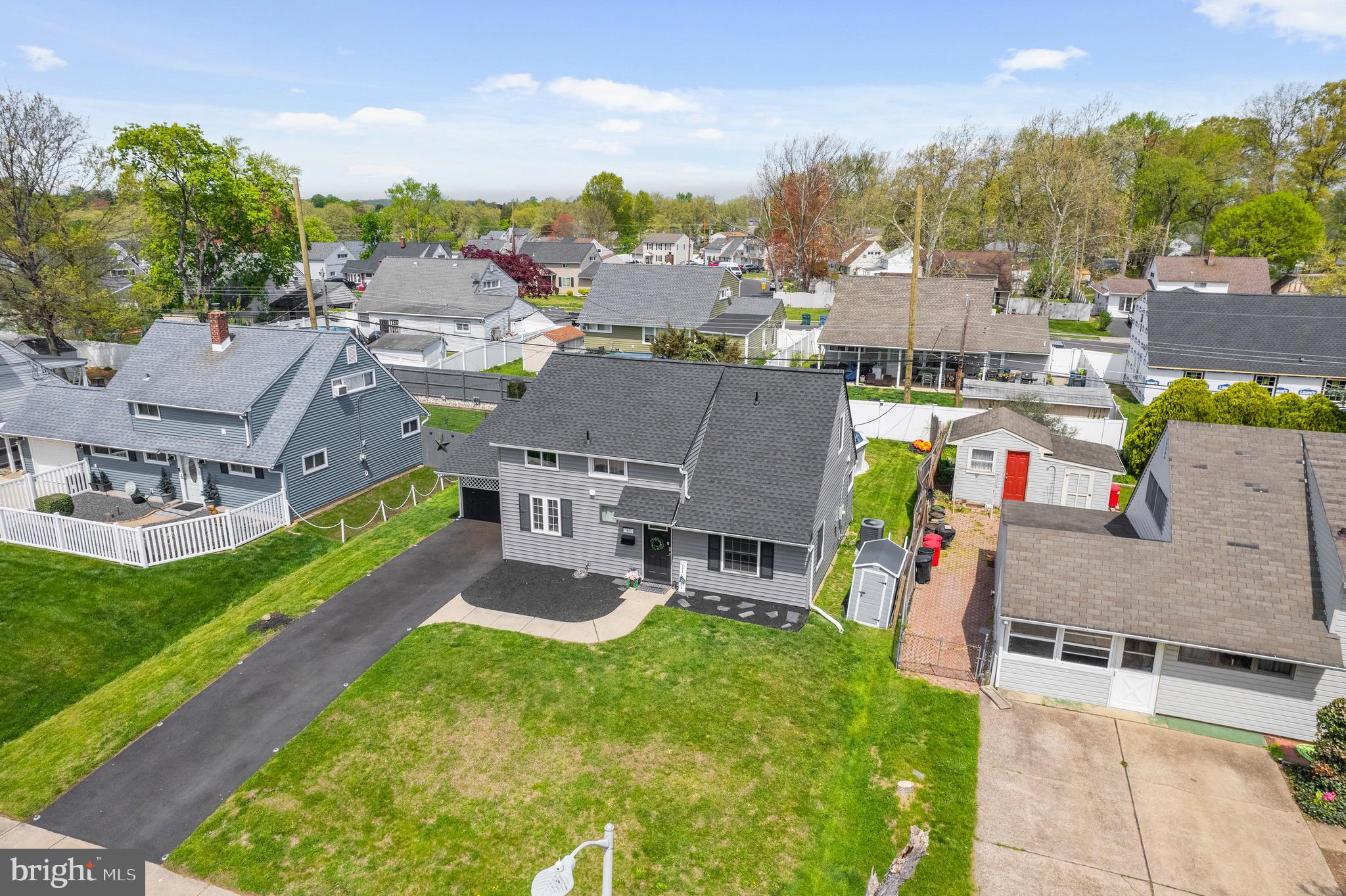 INDIAN CREEK - Residential