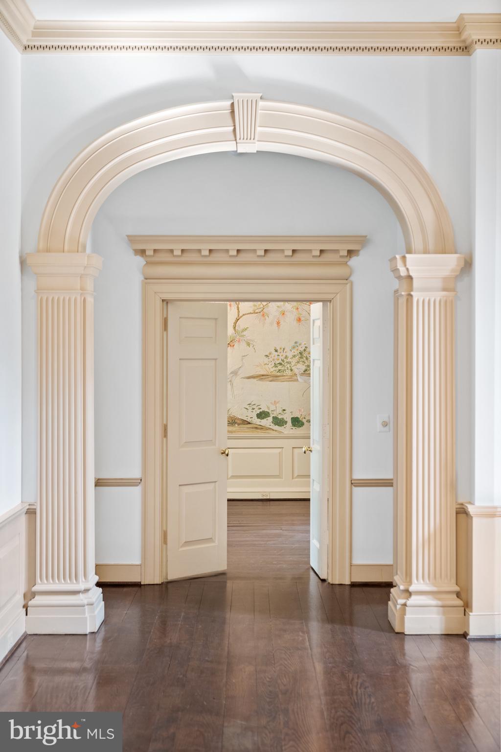 CHAIN BRIDGE - Residential