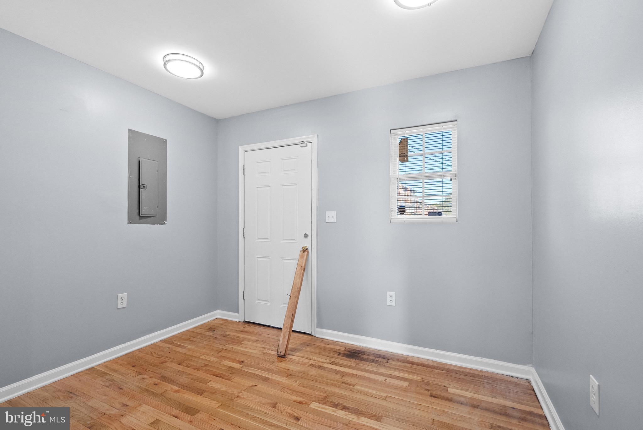 ARLINGTON - Residential Lease