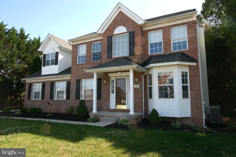 Homes For Sale - 207 Bentley Street<br/> TANEYTOWN, MD 21787