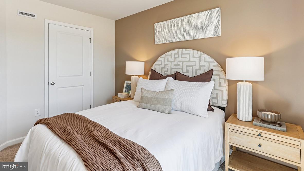 WILTONS CORNER - Residential