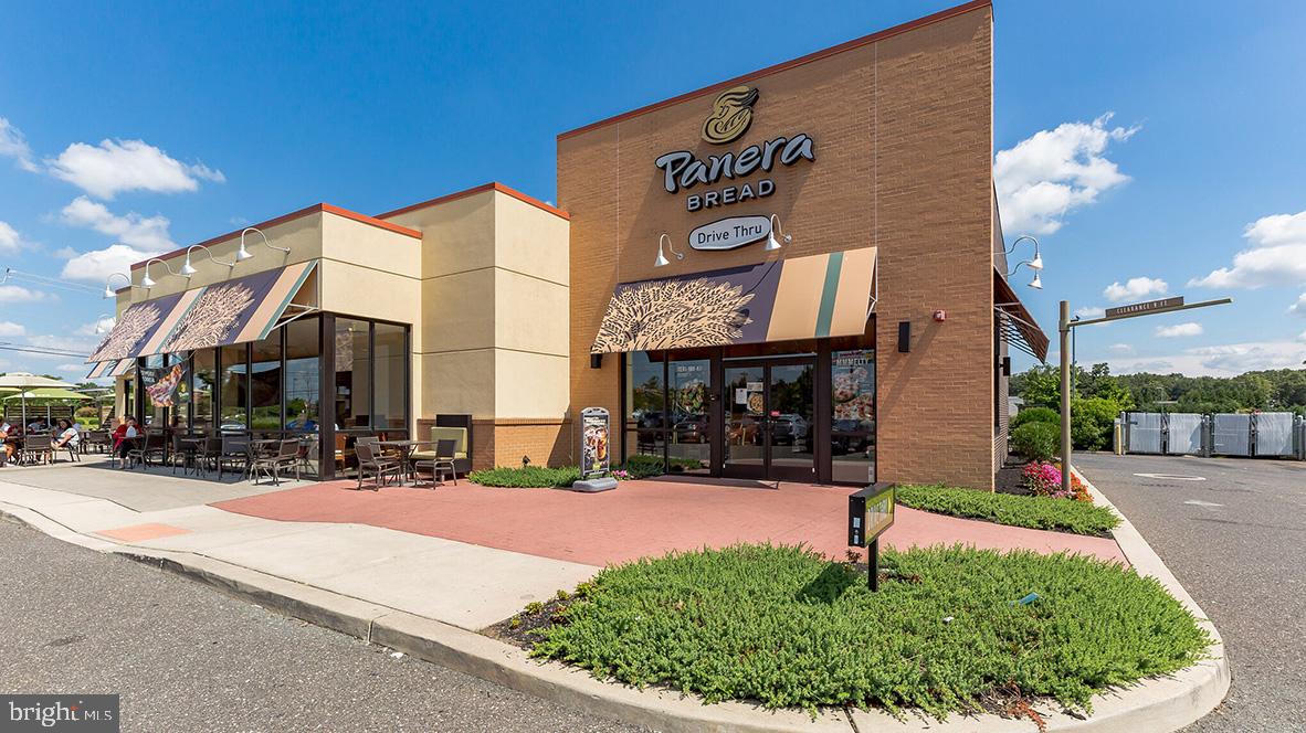 WILTONS CORNER - Residential