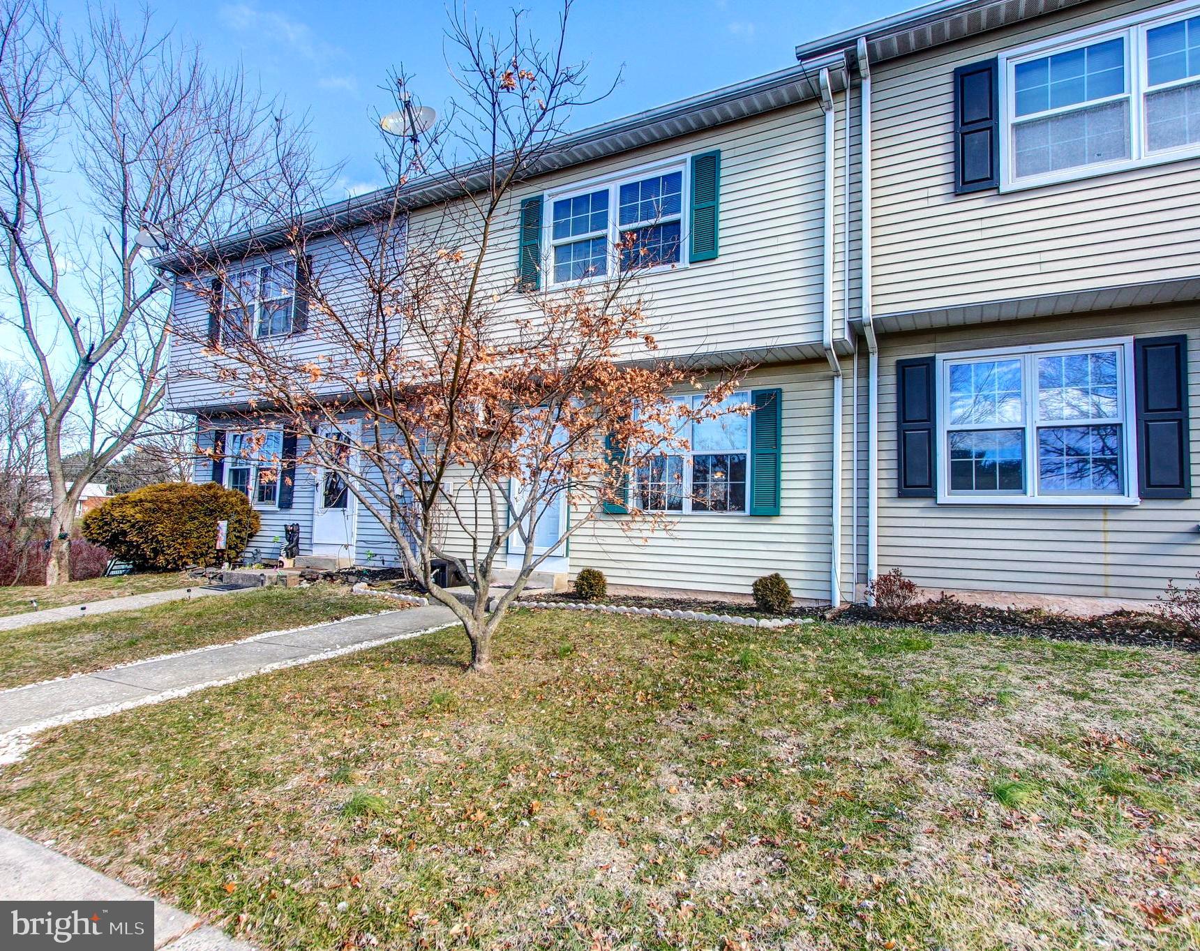 COLONIAL VIL - Residential