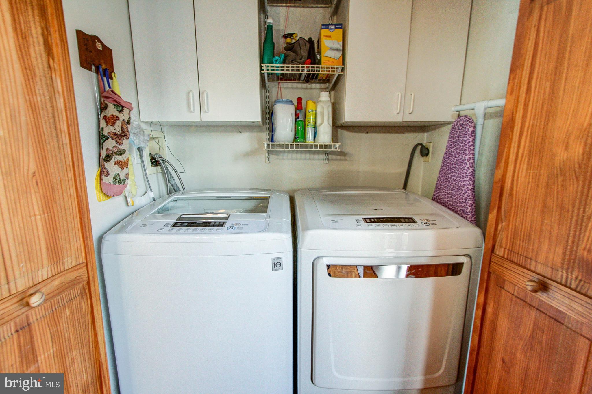 COLONIAL VIL - Residential