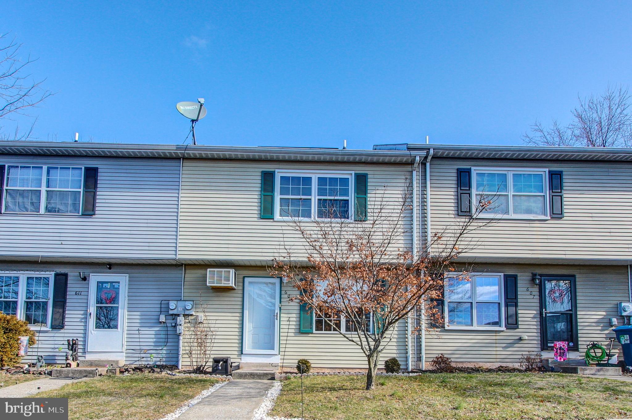 COLONIAL VIL - Residential