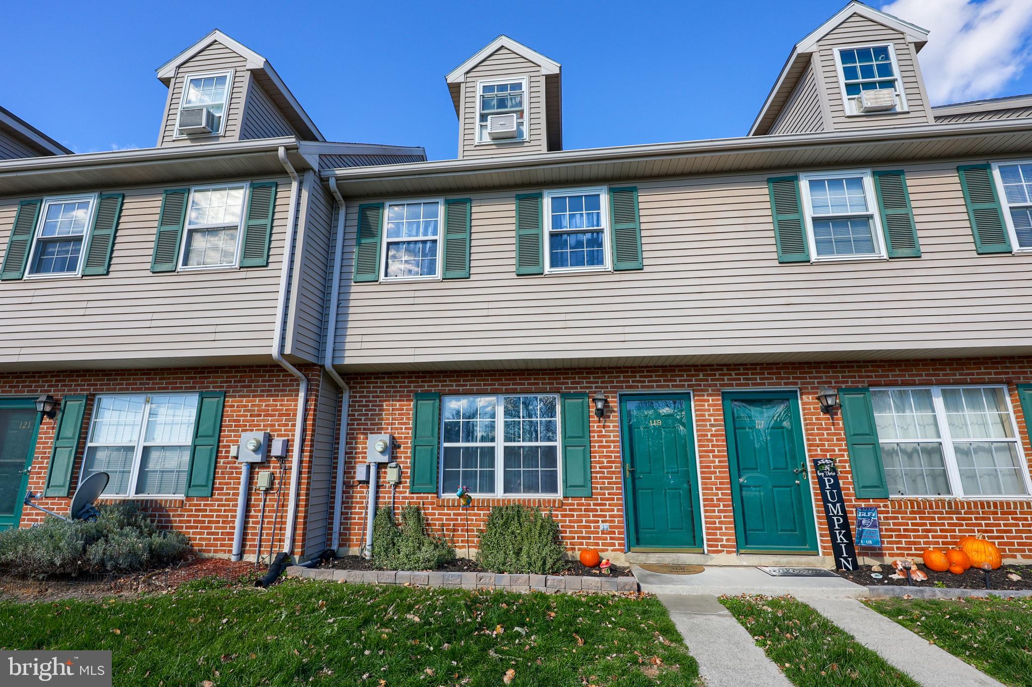 PLUM CREEK VILLAGE - Residential