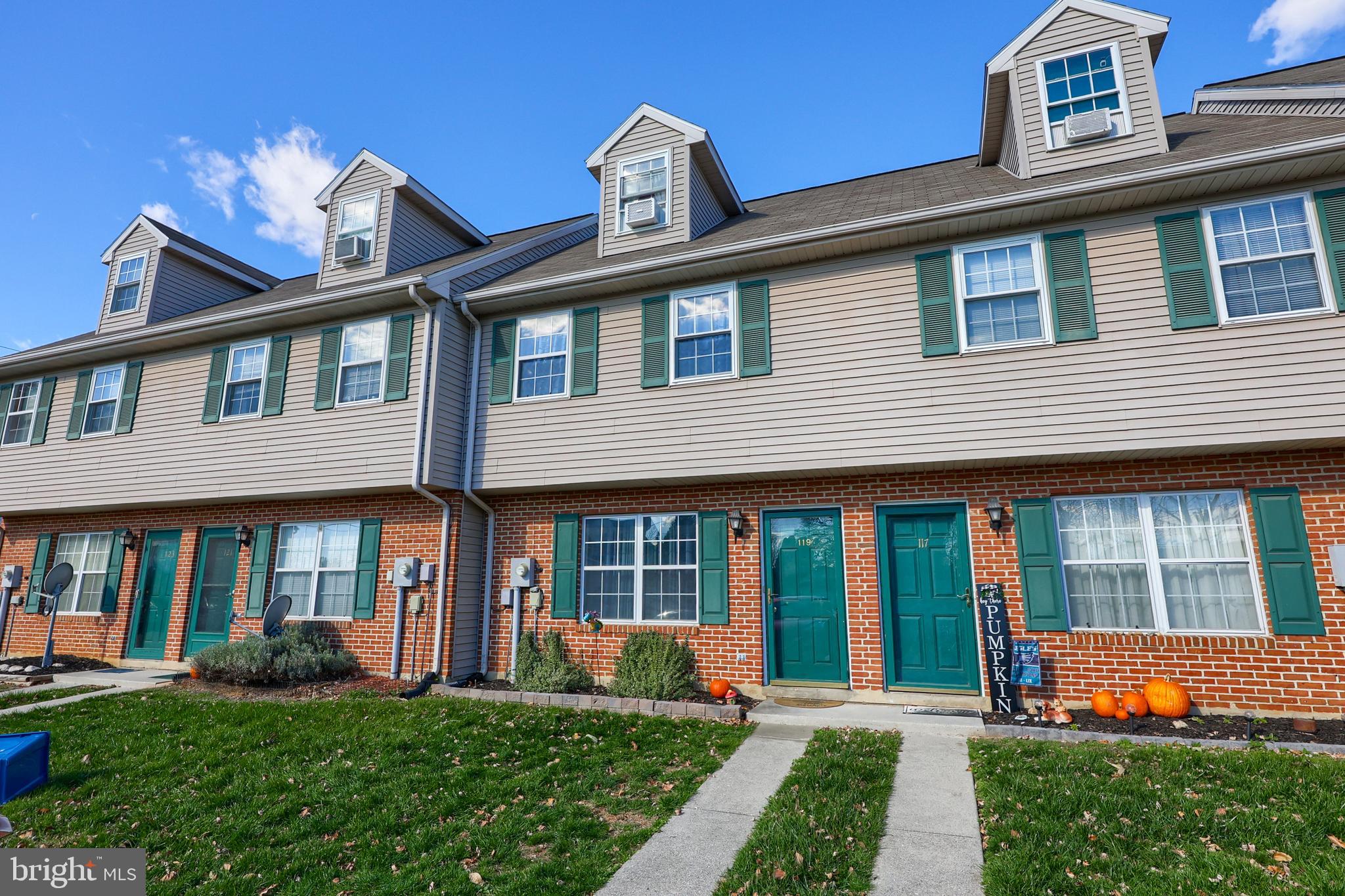 PLUM CREEK VILLAGE - Residential