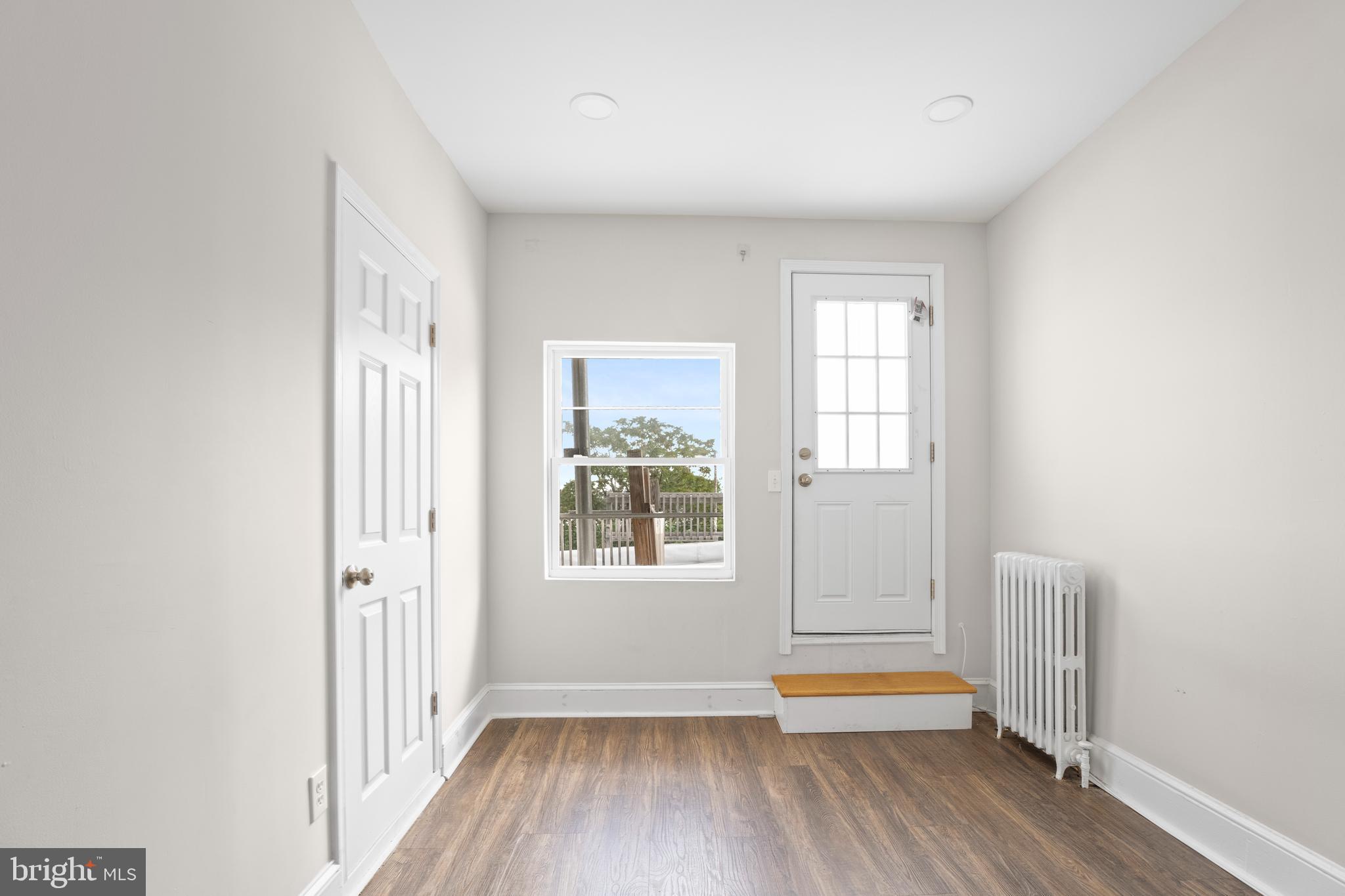 CHARLES VILLAGE - Residential Lease
