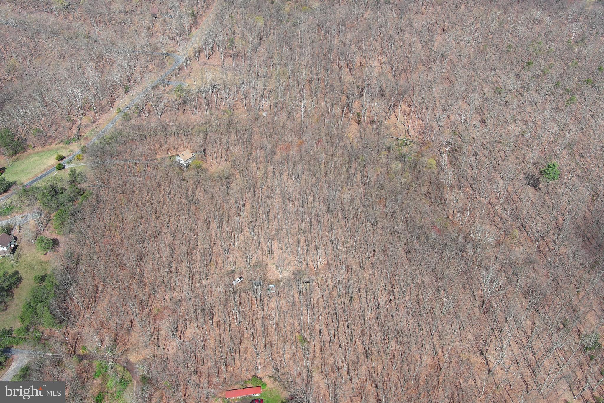 PEACEFUL VALLEY ESTATES - Land