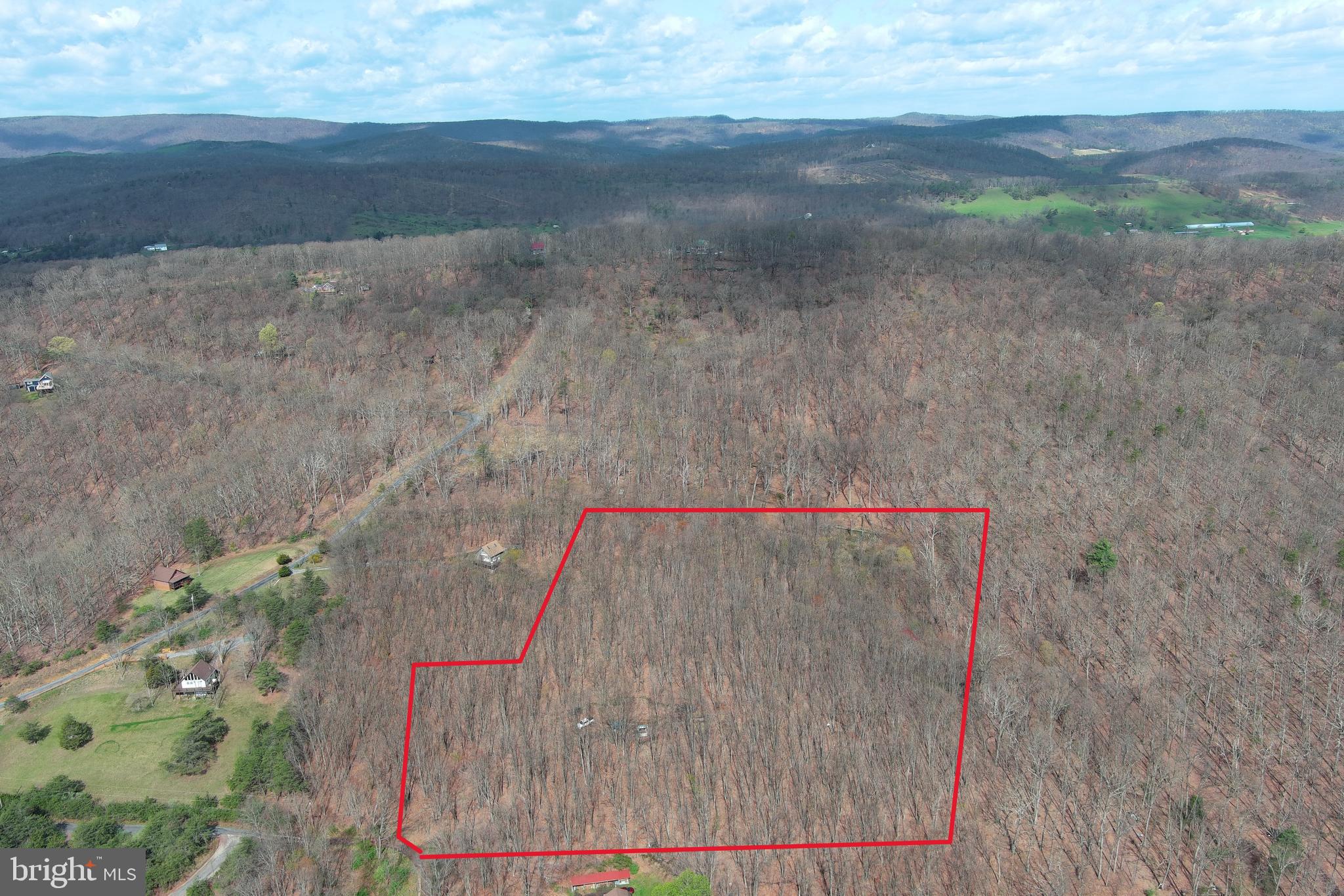 PEACEFUL VALLEY ESTATES - Land