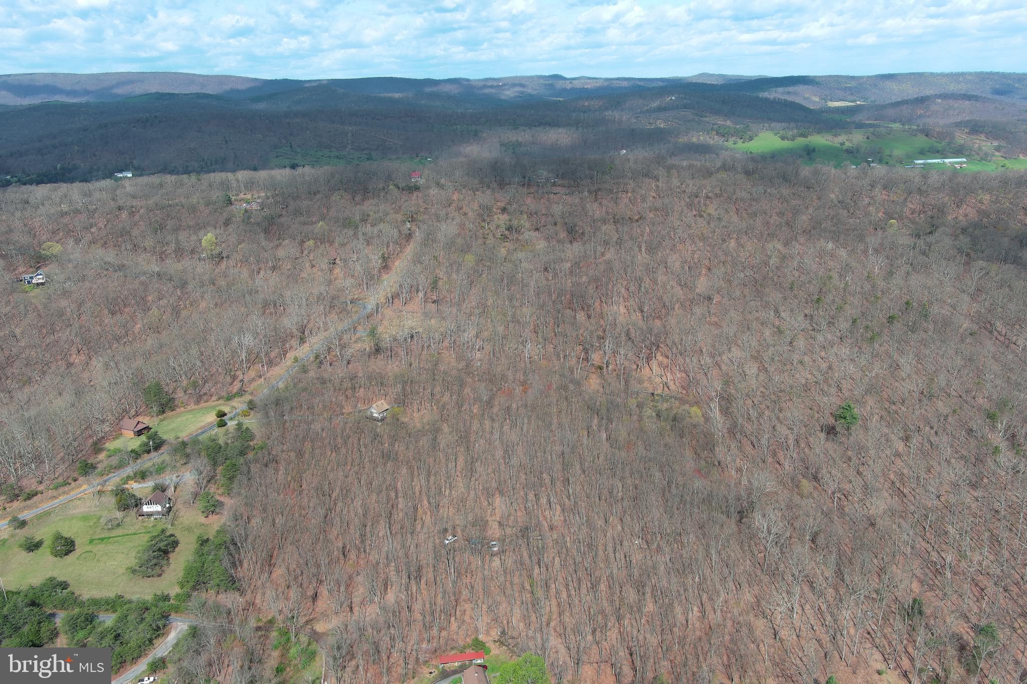 PEACEFUL VALLEY ESTATES - Land