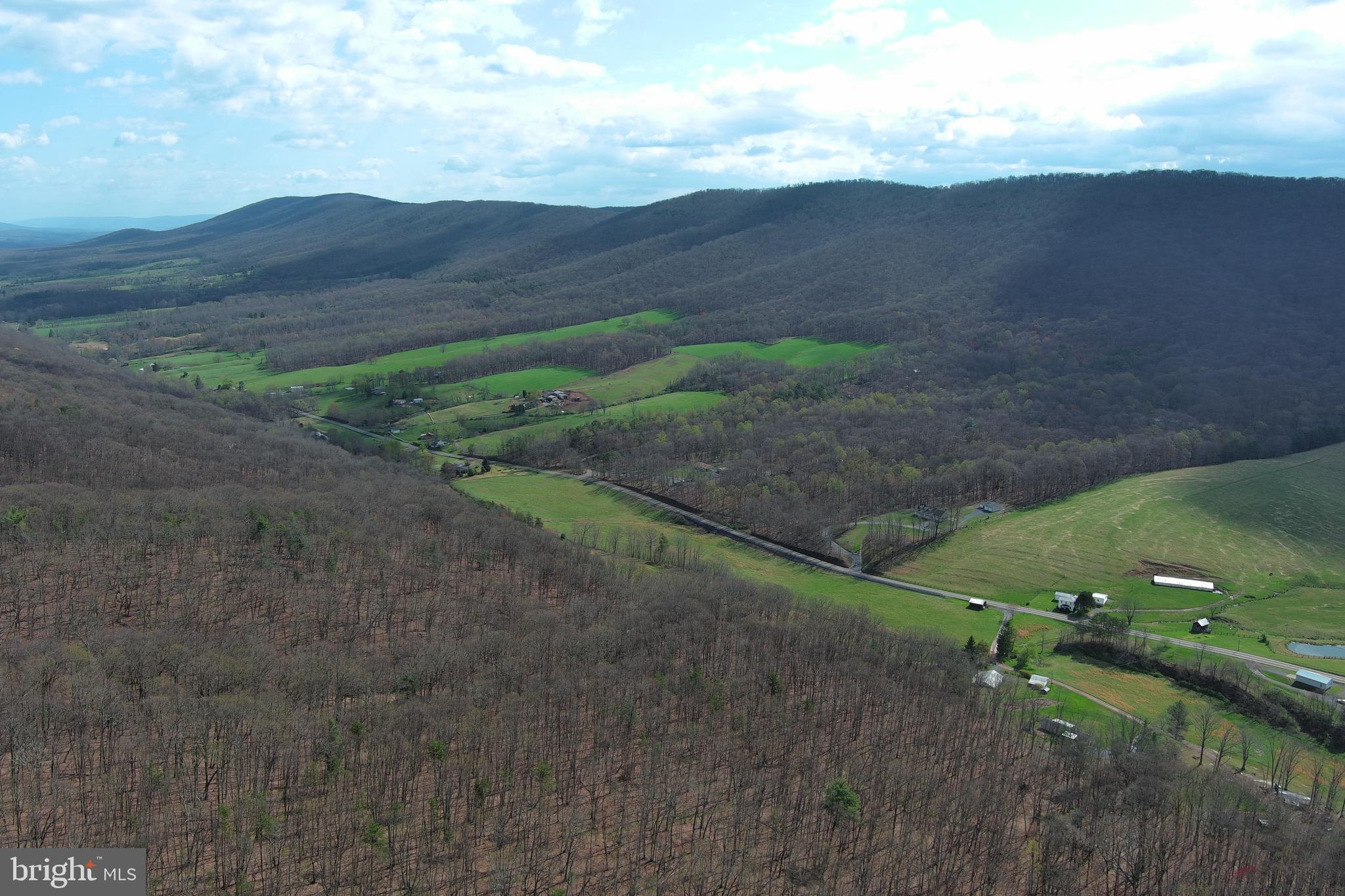 PEACEFUL VALLEY ESTATES - Land