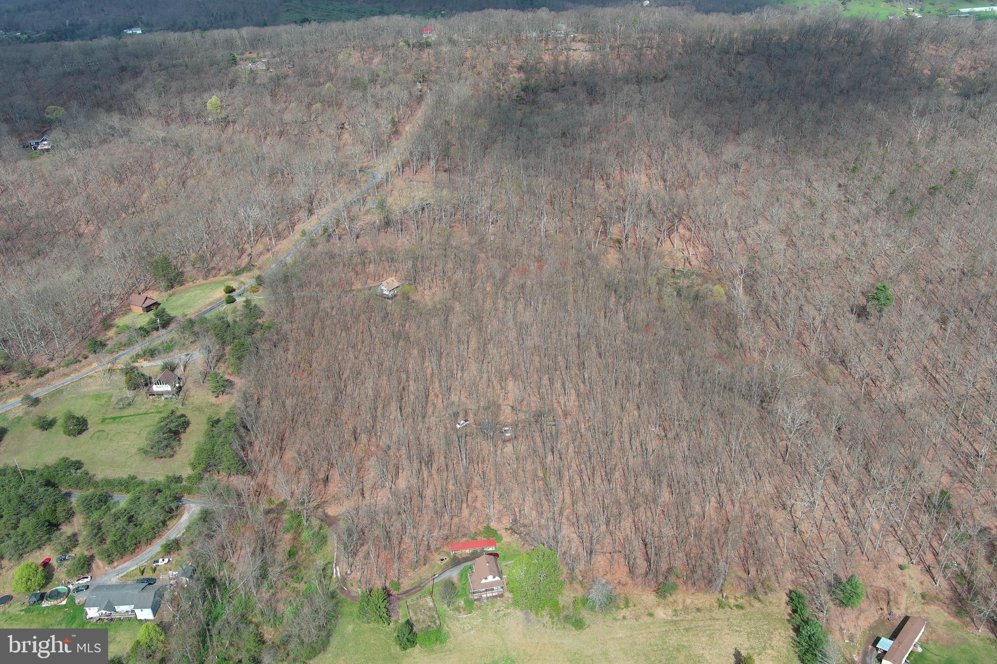 PEACEFUL VALLEY ESTATES - Land