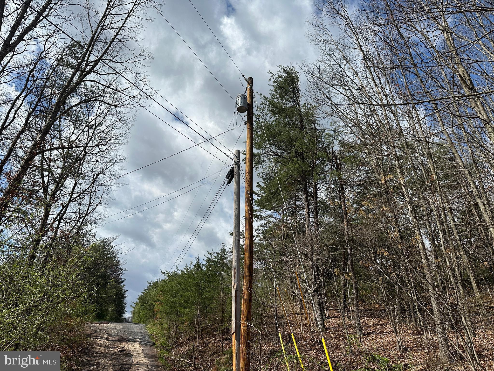 PEACEFUL VALLEY ESTATES - Land