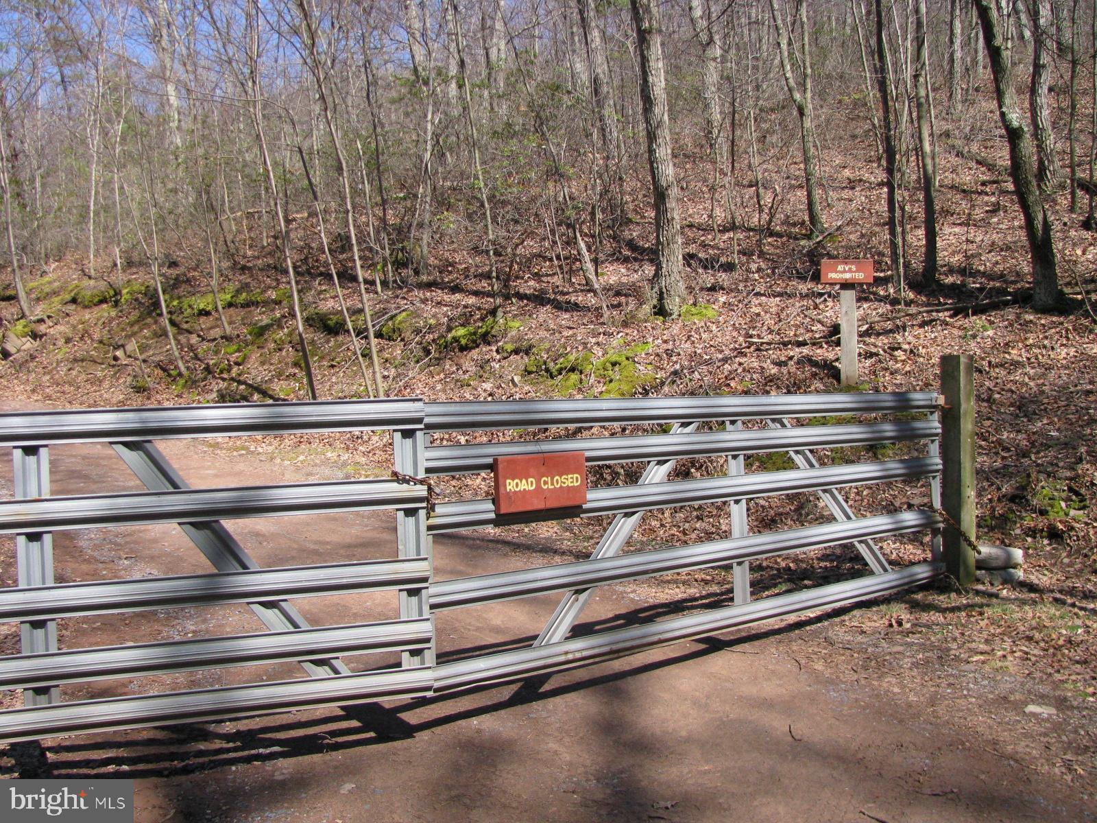 PEACEFUL VALLEY ESTATES - Land