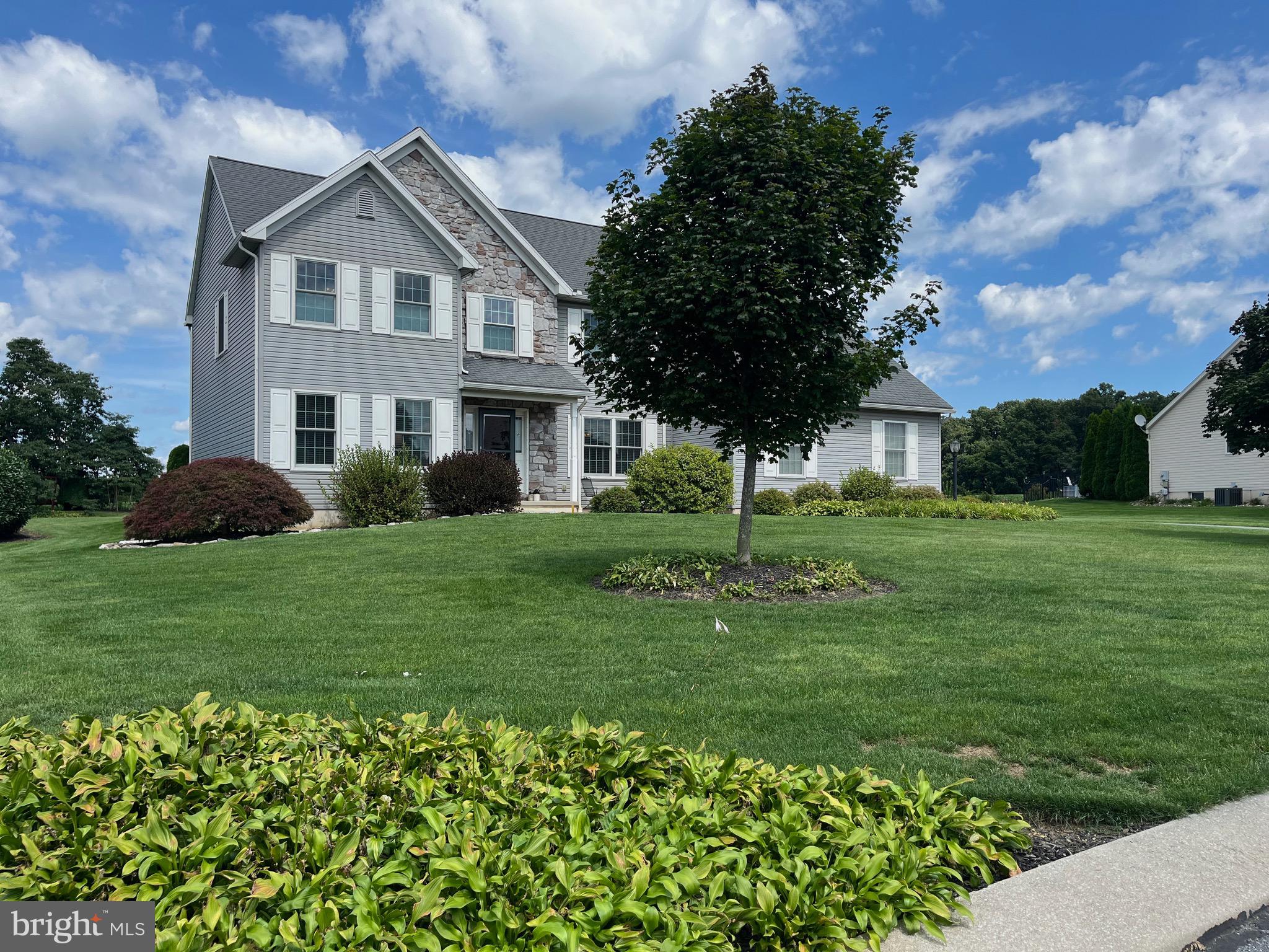 1033 CIDER LANE