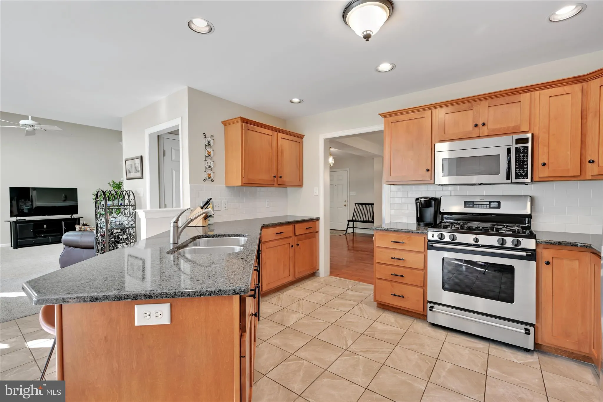 Elizabethtown, Pennsylvania 17022, United States, 4 Bedrooms Bedrooms, ,3 BathroomsBathrooms,Residential,Coming Soon,243421