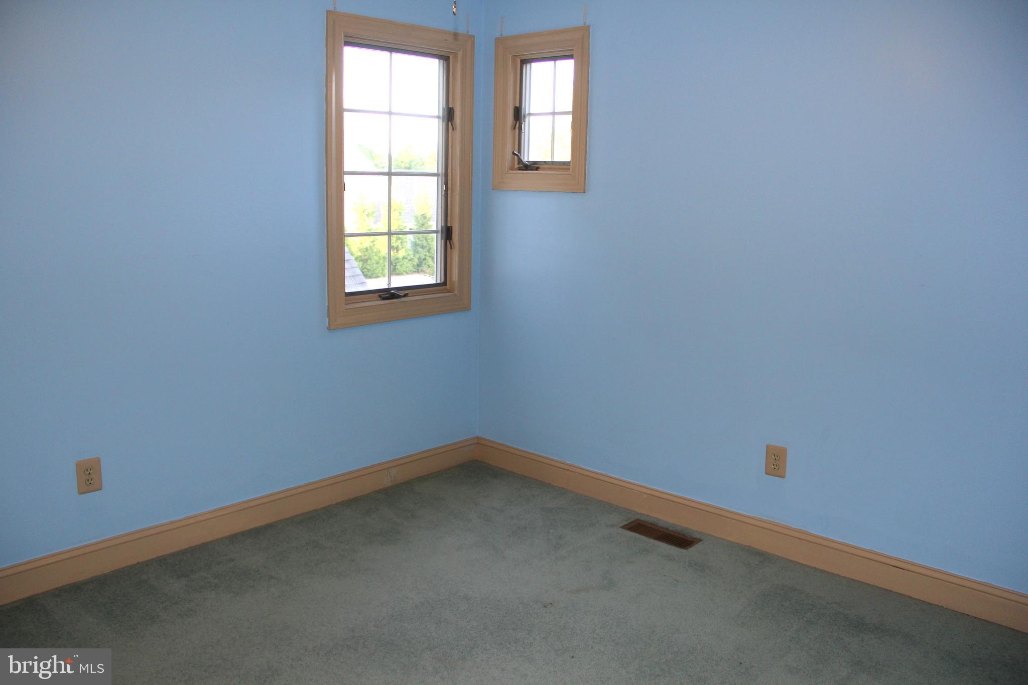 DAYLESFORD LAKE - Residential Lease