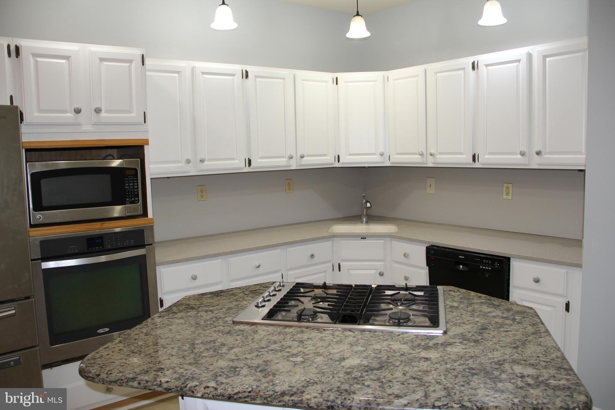 DAYLESFORD LAKE - Residential Lease