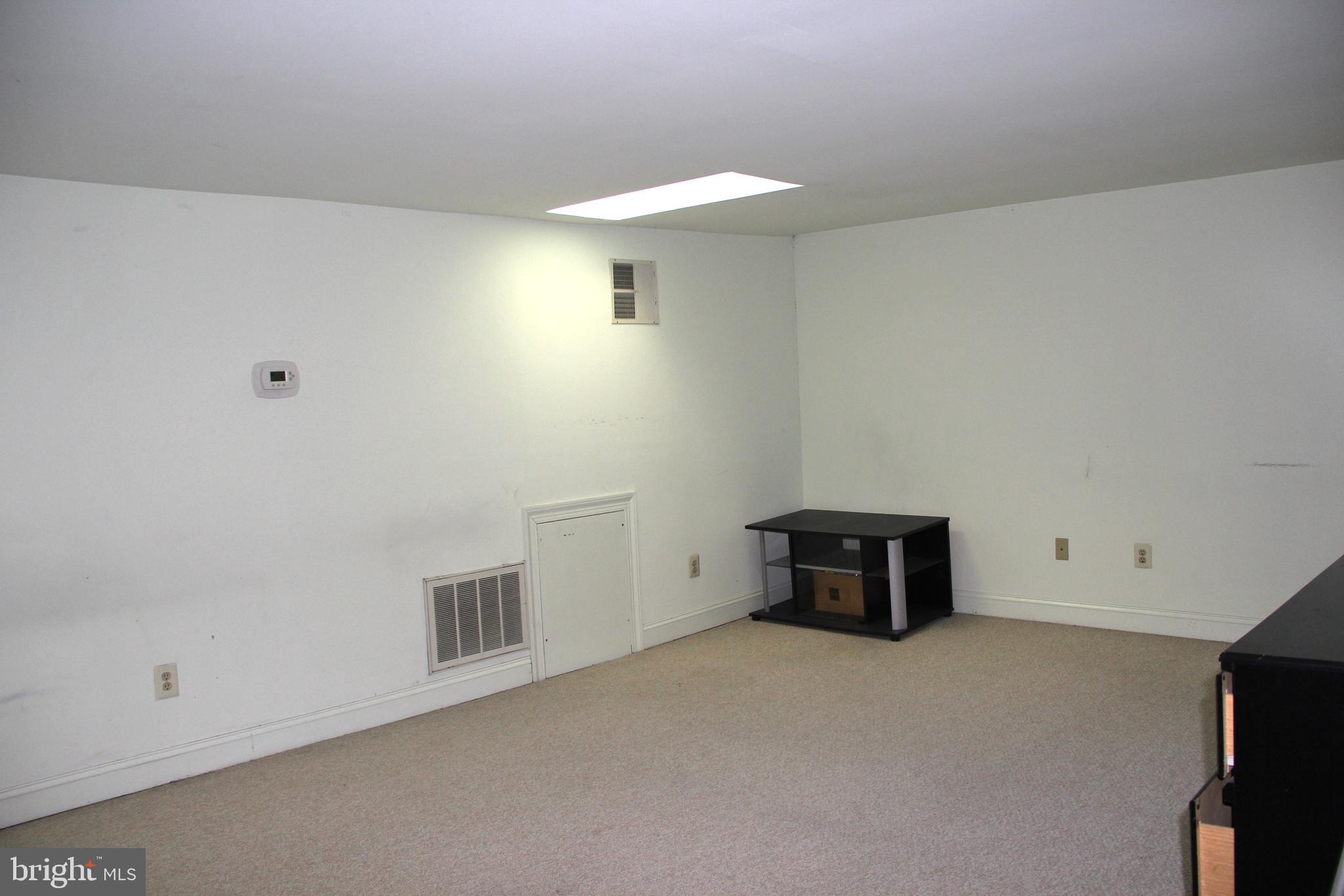 DAYLESFORD LAKE - Residential Lease