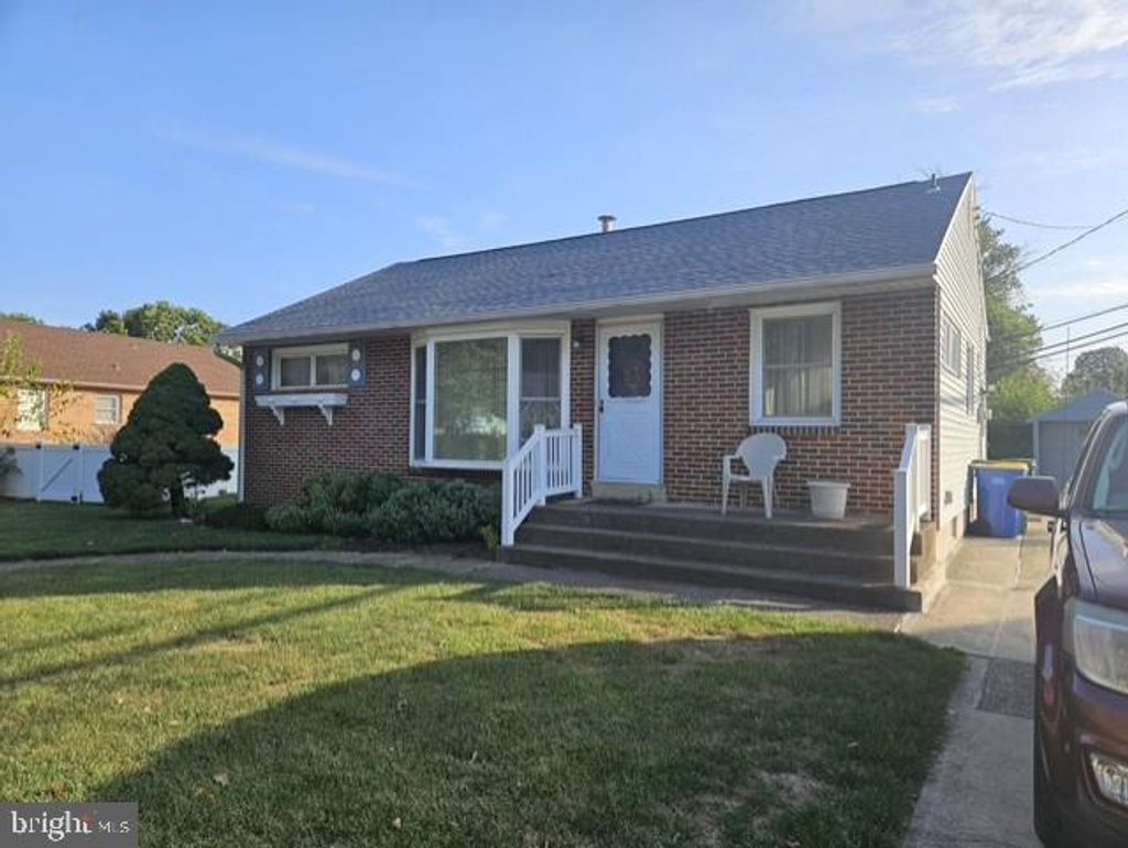 Photo of 1719 Locust St, NEW CUMBERLAND, PA 17070 (MLS # PACB2046962)