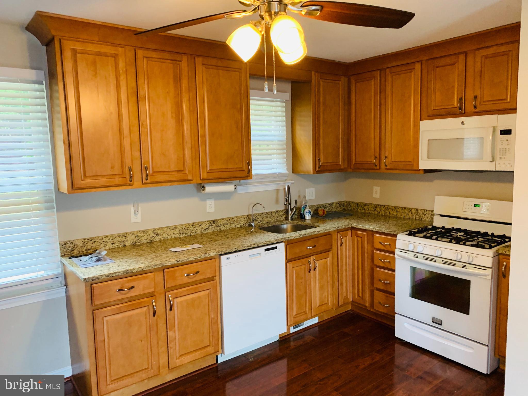 GREEN HILLS - Residential Lease