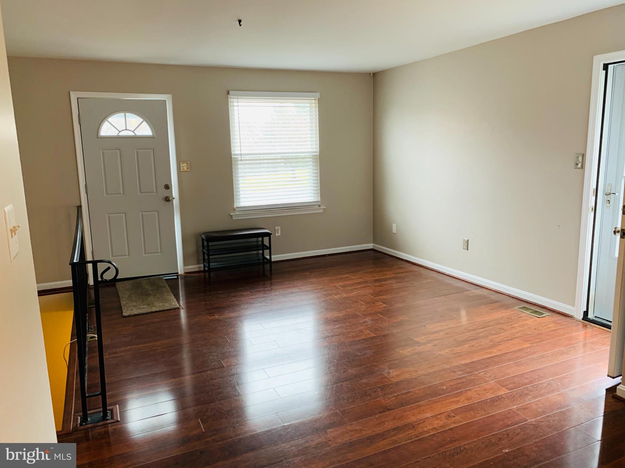 GREEN HILLS - Residential Lease