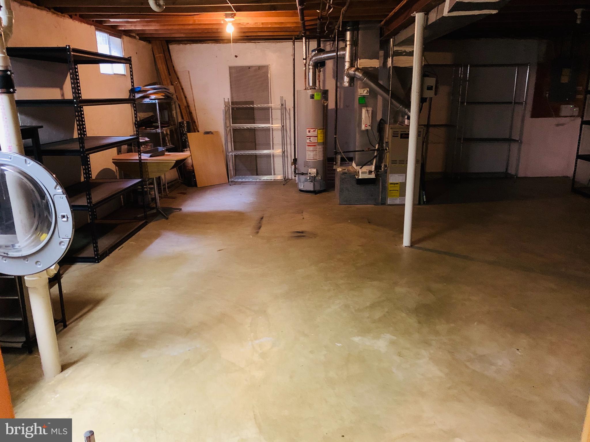 GREEN HILLS - Residential Lease