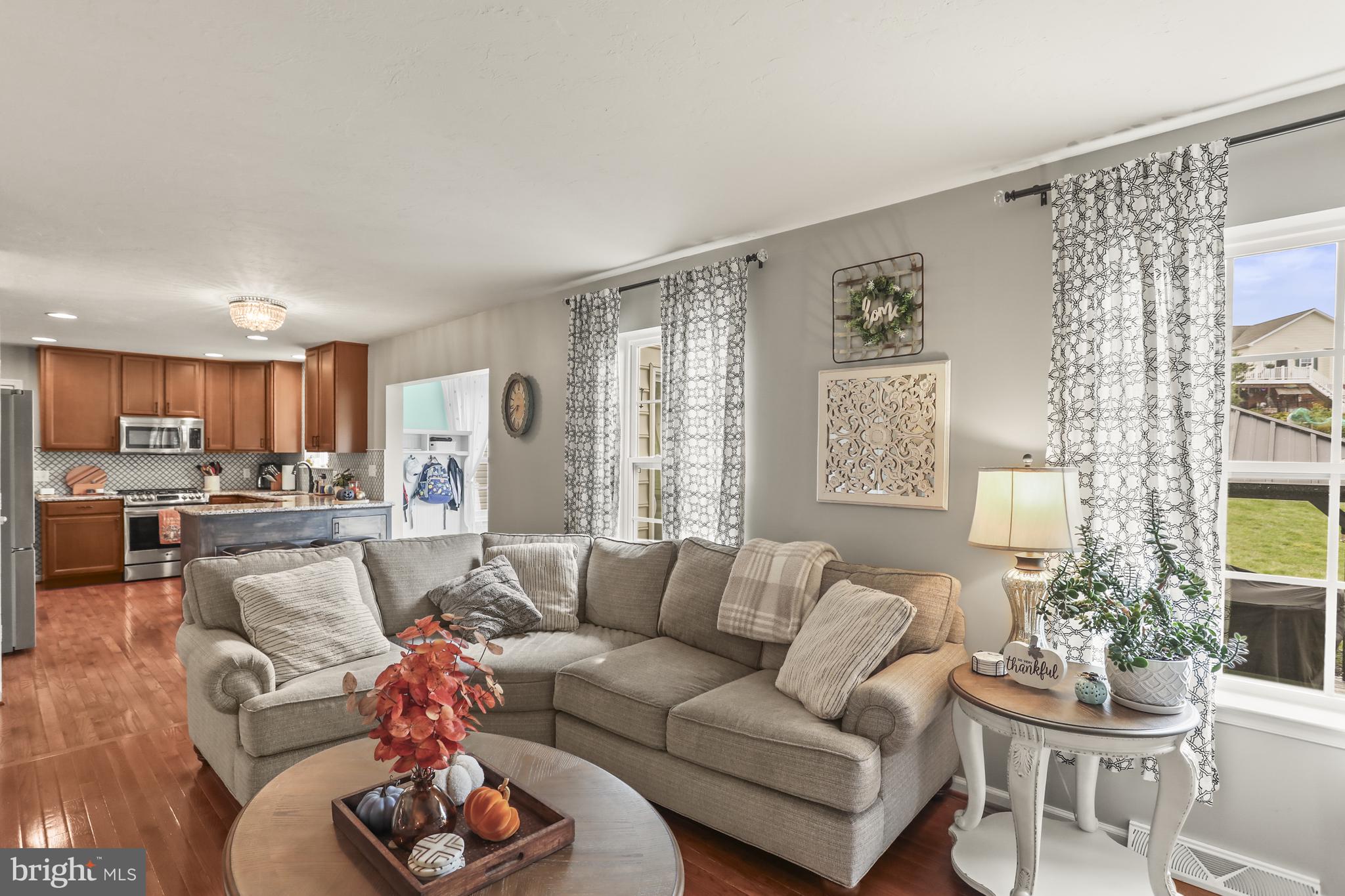 WHISPERING  RUN - Residential