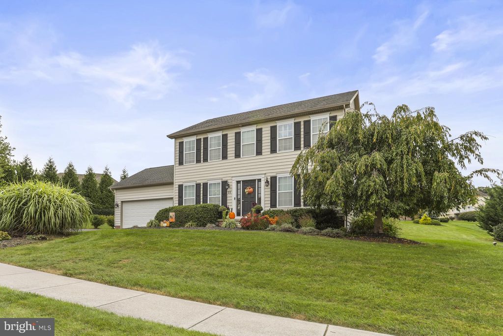 Photo of 21 Tyler Drive, HANOVER, PA 17331 (MLS # PAYK2090990)