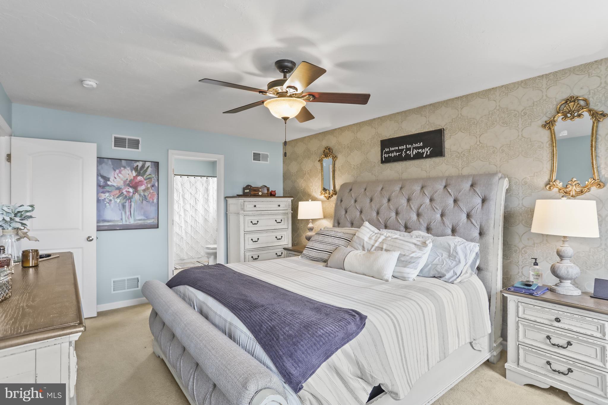 WHISPERING  RUN - Residential