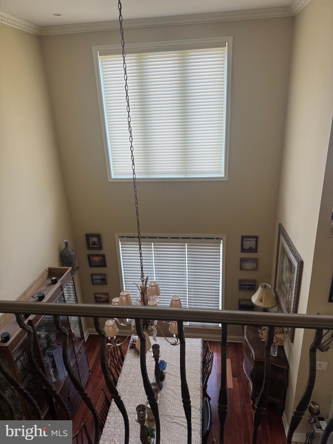 1704 SARATOGA COURT