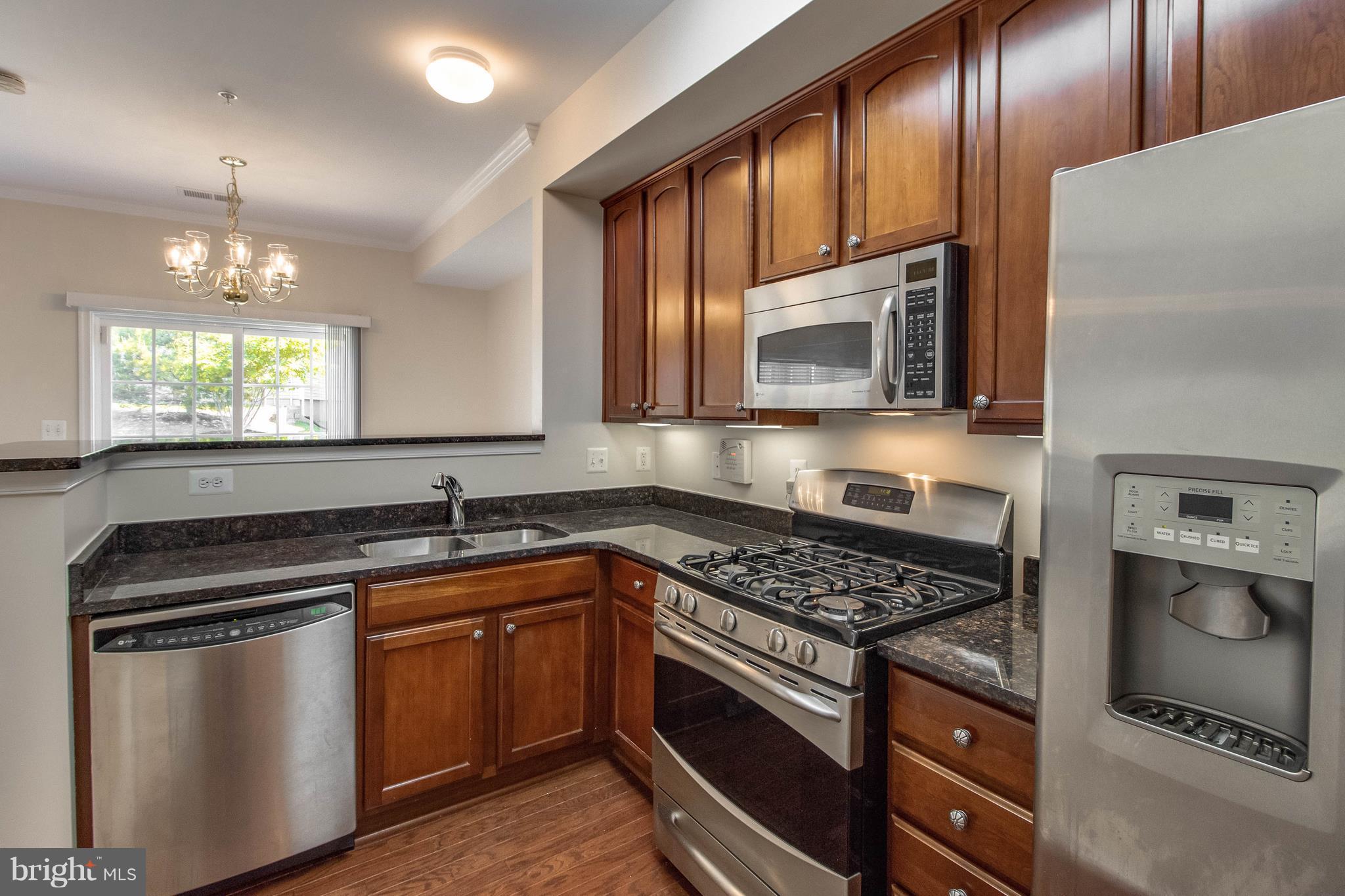 RIVER OAKS - Residential