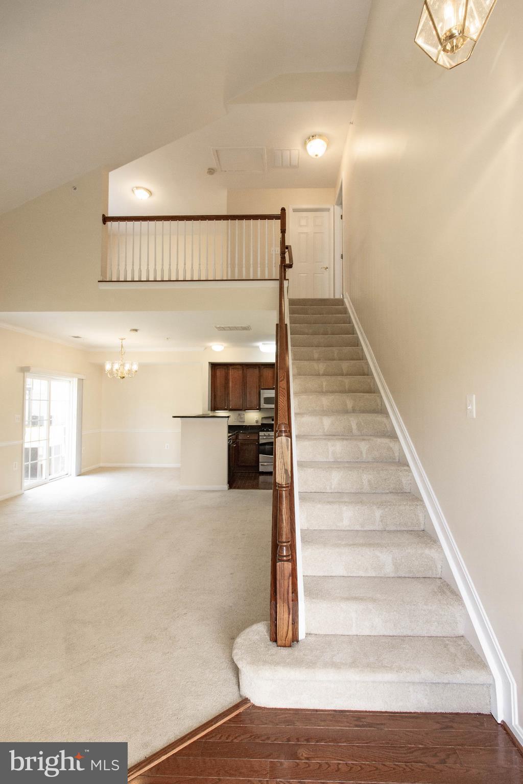 RIVER OAKS - Residential