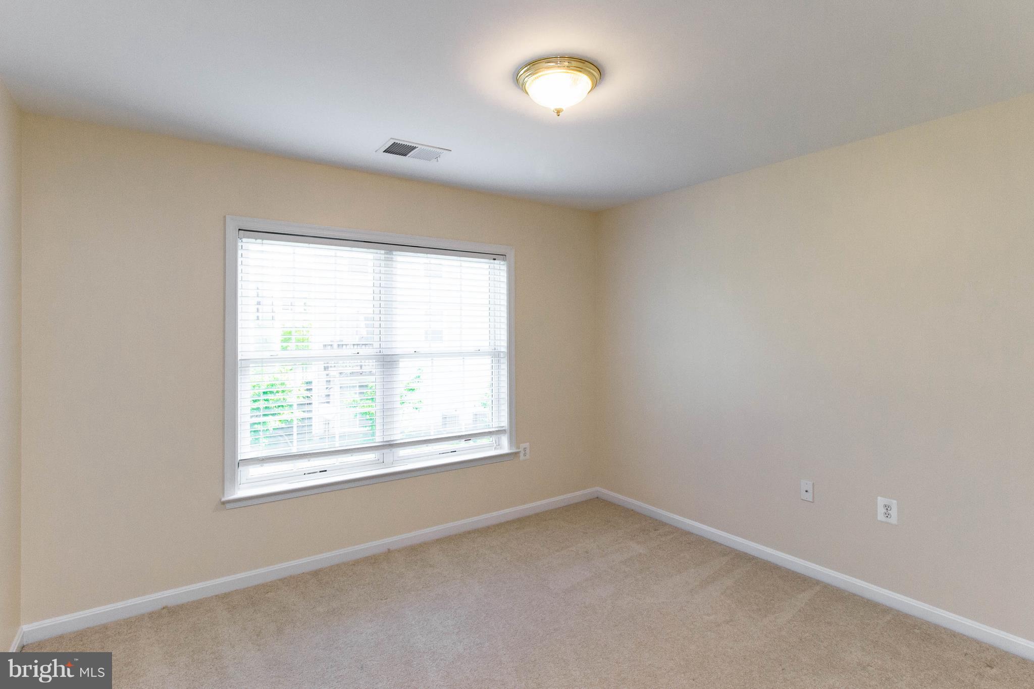 RIVER OAKS - Residential