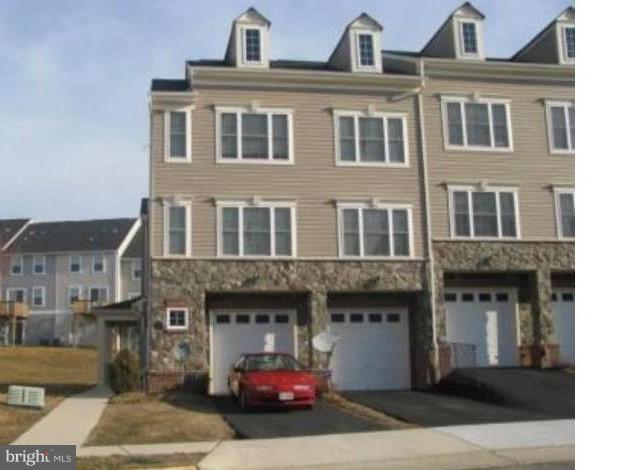 RIVER OAKS - Residential