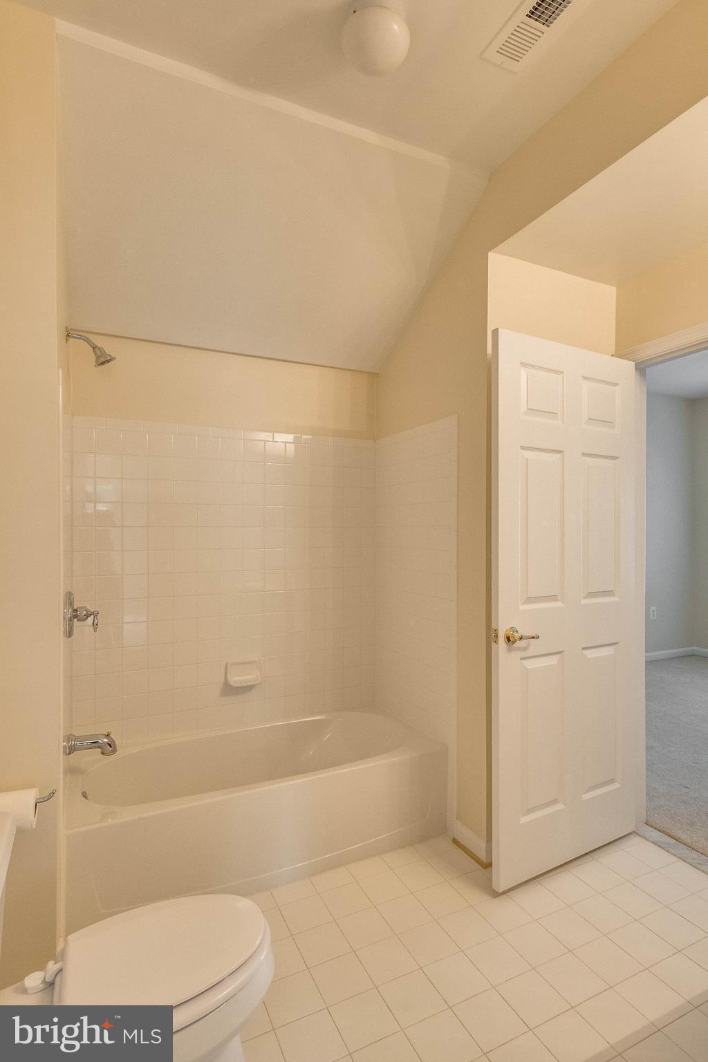 RIVER OAKS - Residential