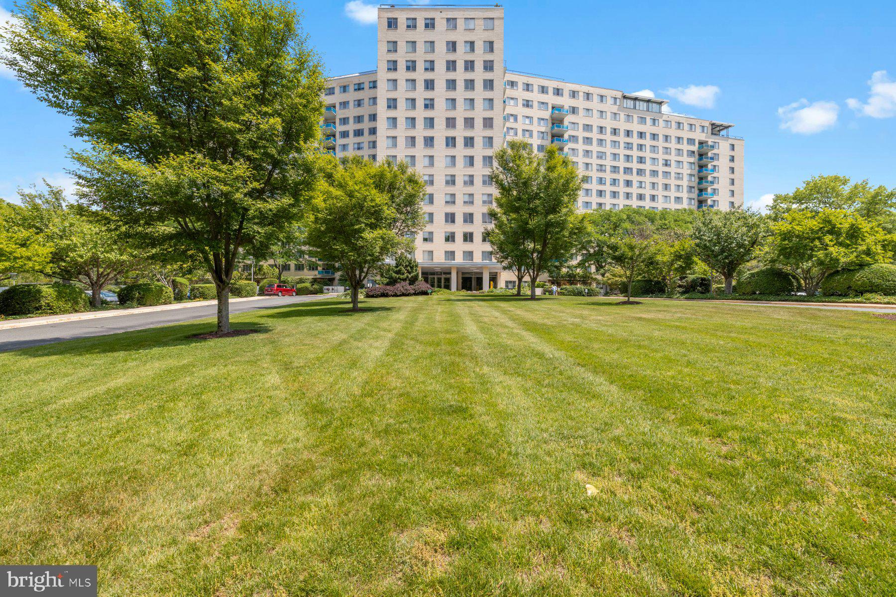 GROSVENOR PARK - Residential