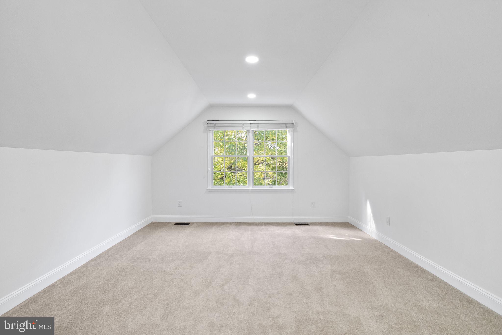 BRANDYWINE RIVER E - Residential