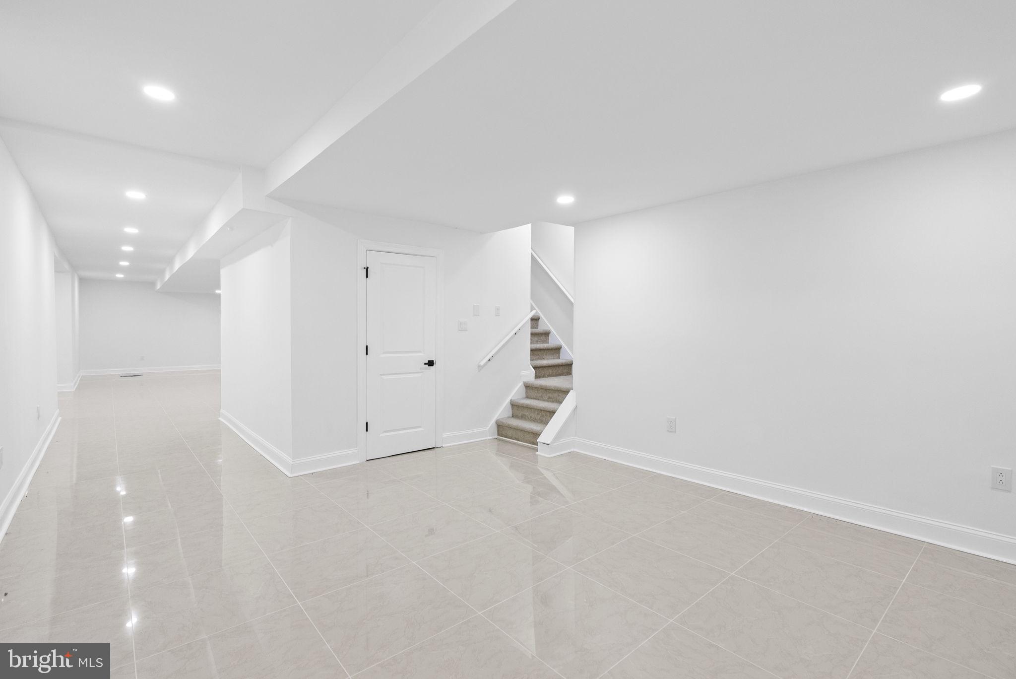 BRANDYWINE RIVER E - Residential