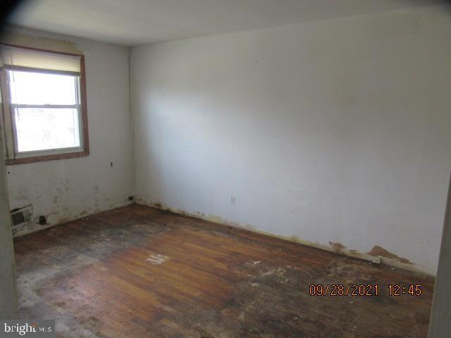 FOX RIDGE MANOR - Residential