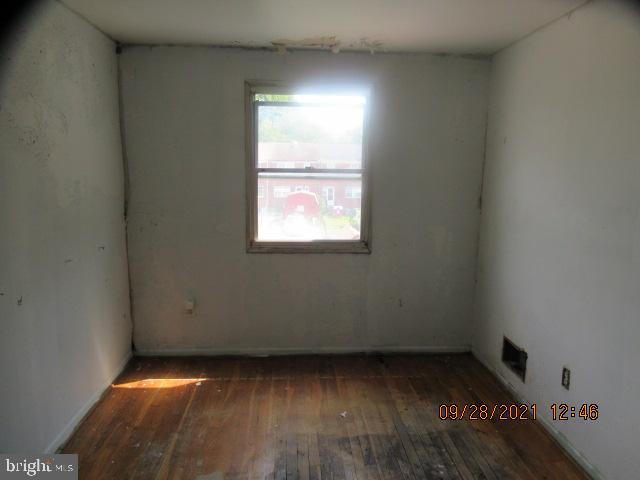 FOX RIDGE MANOR - Residential