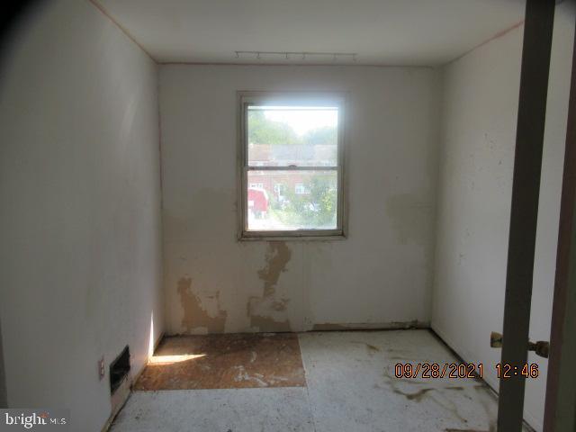 FOX RIDGE MANOR - Residential