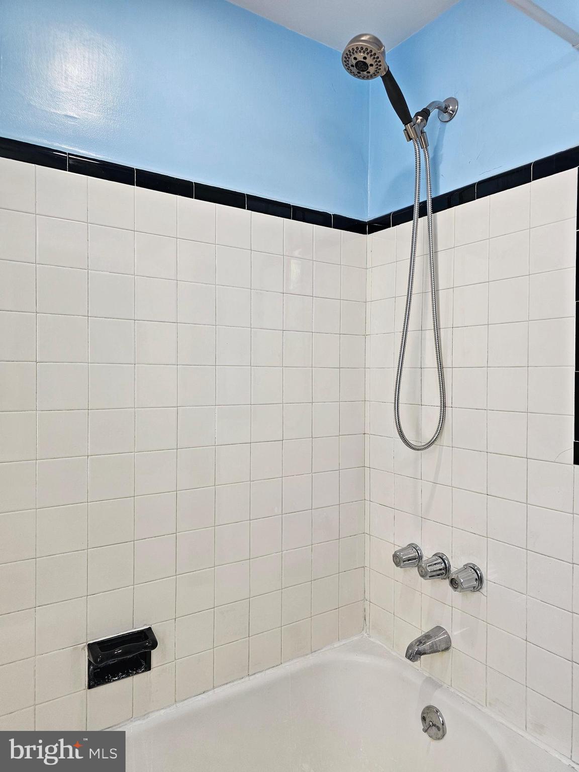 LEEDOM ESTS - Residential