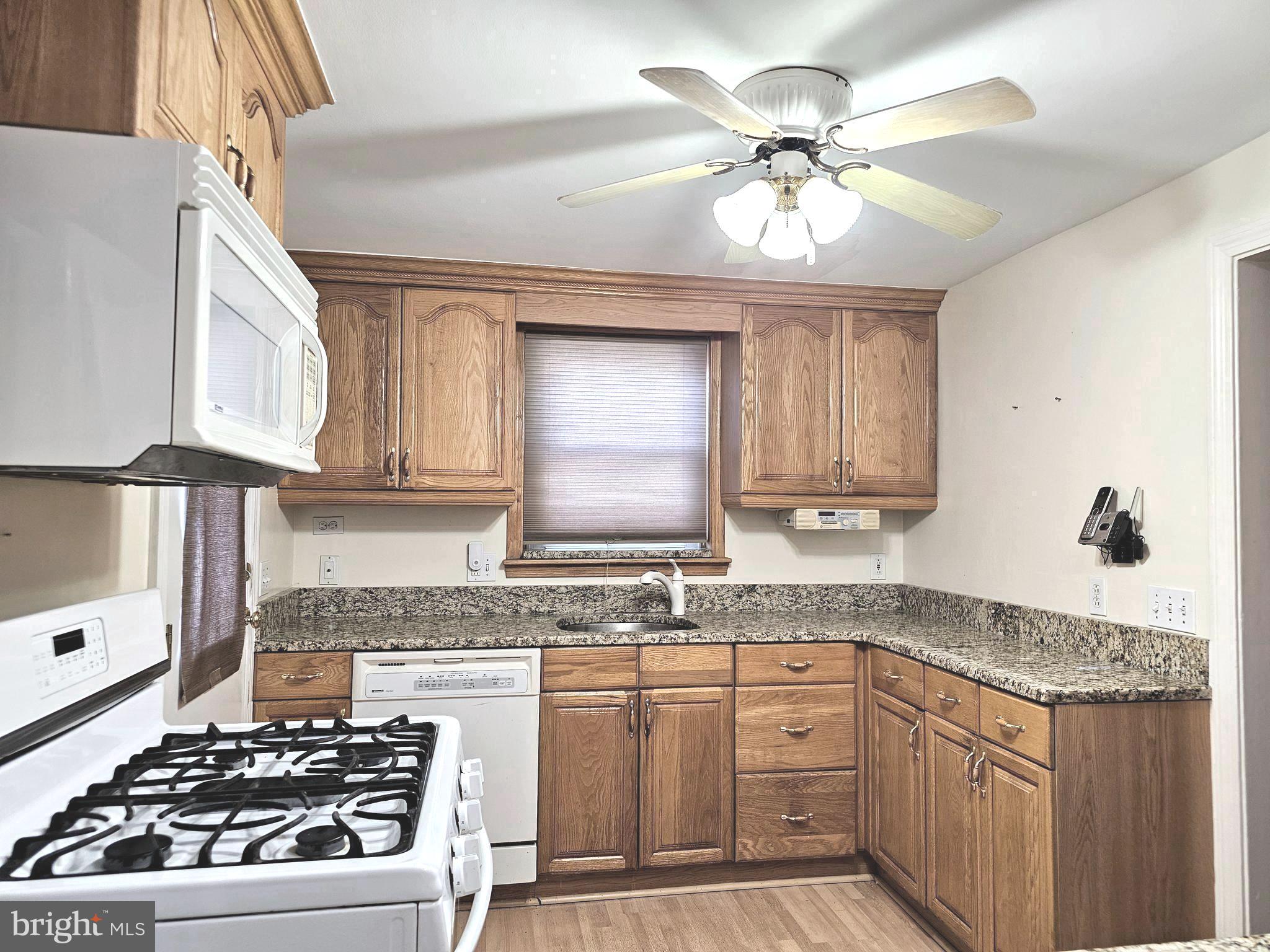 LEEDOM ESTS - Residential